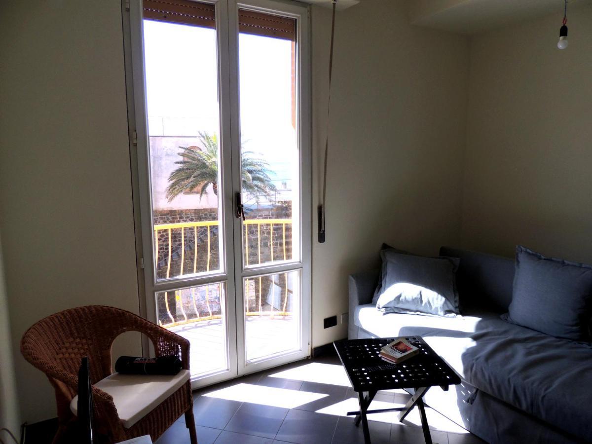 La Porta Delle 5 Terre Trilocali Apartment โบนัสโซลา ภายนอก รูปภาพ